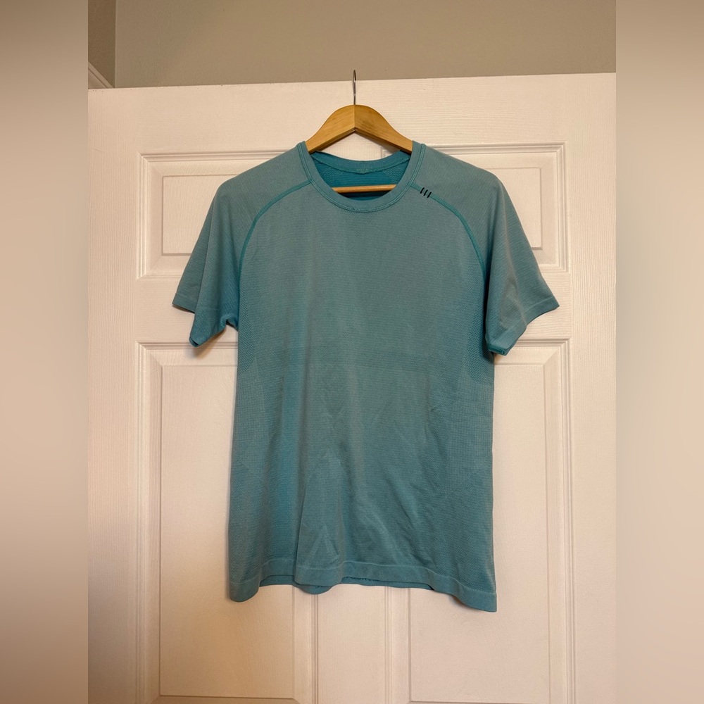 Lululemon Men’s Teal Short Sleeve Tee